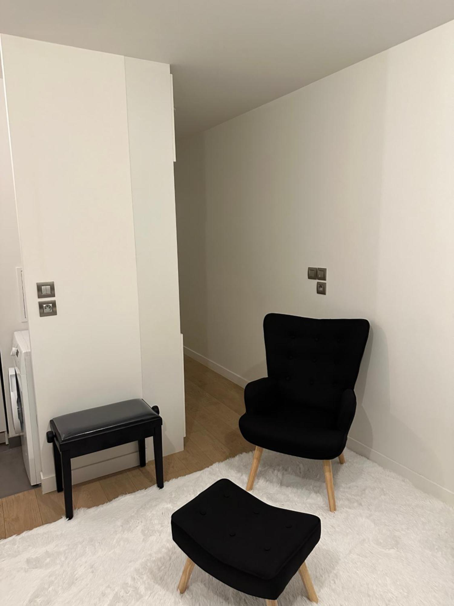 New Upscale 1 Bedroom Apartment Paris Bagian luar foto